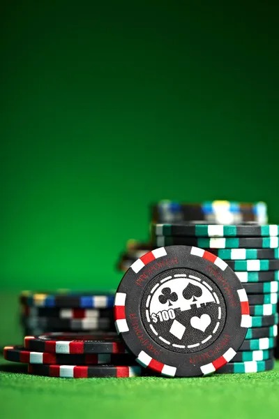 Togel 4D mobile interface showing four-digit selection, balance, draw countdown, and transaction history